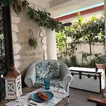 Mari En *